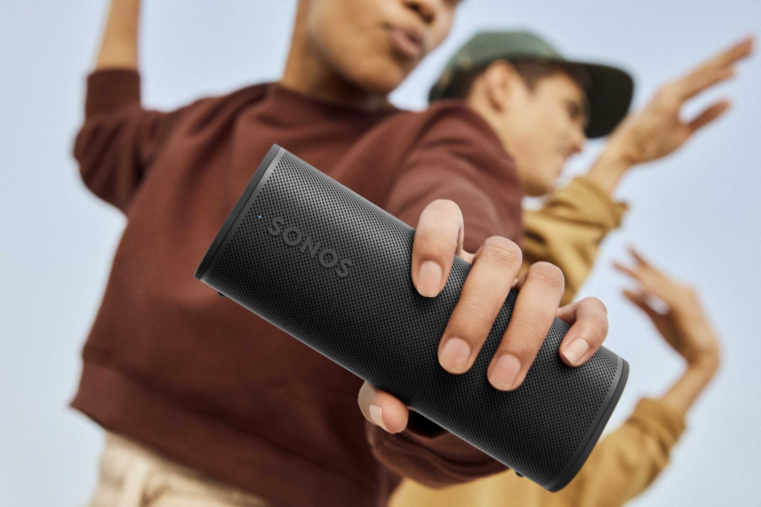 Sonos Roam 2 | Lightweight Portable Waterpoof Speaker with Bluetooth, WiFi, 10 hour battery life and Voice Control for Home and Outdoor Use - Black