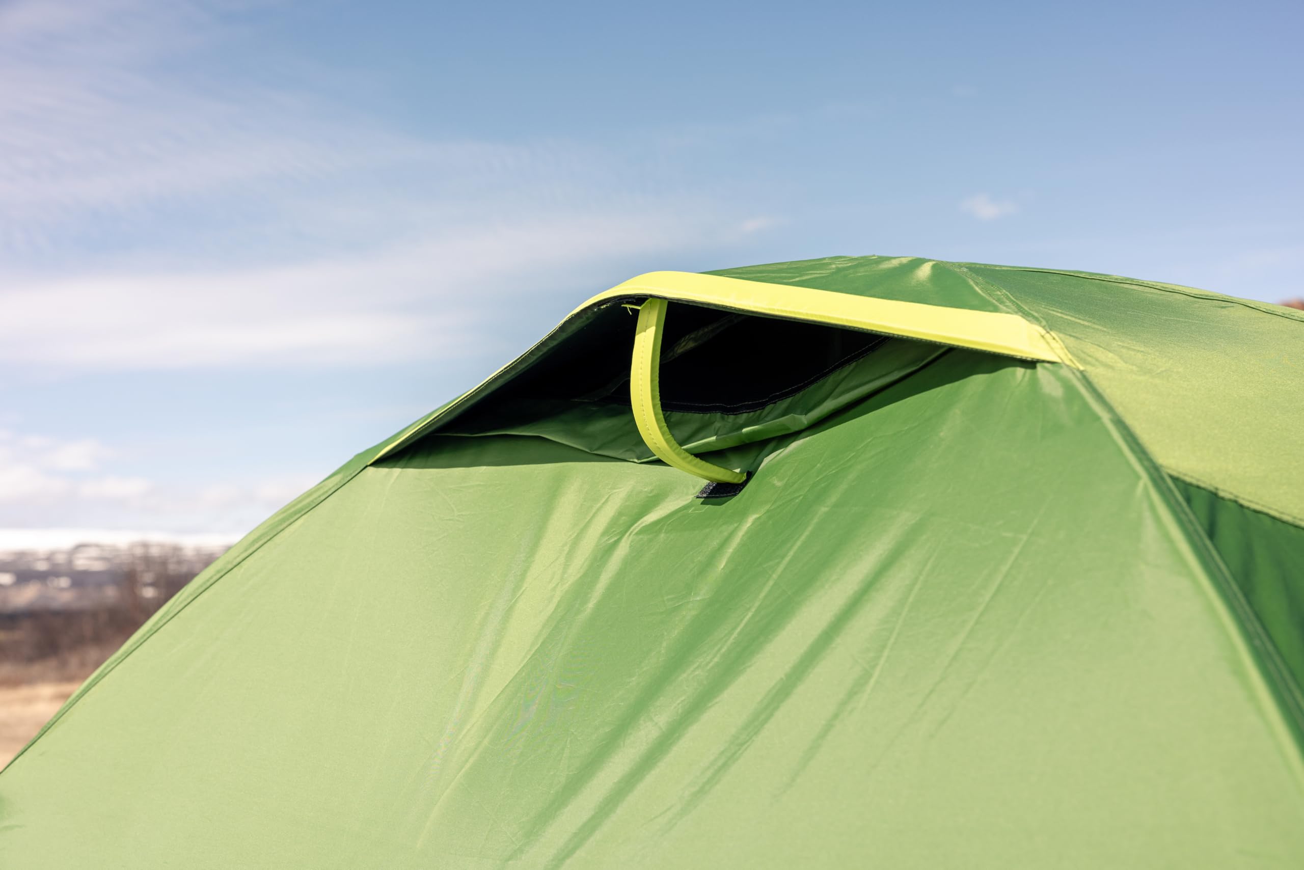 Coleman Tent Darwin 2-4 Person | Compact Lightweight Dome Tent | Models with Darkened Bedroom | Camping, Festival and Hiking Tent | 4500mm Waterproof | with Sewn-in Groundsheet