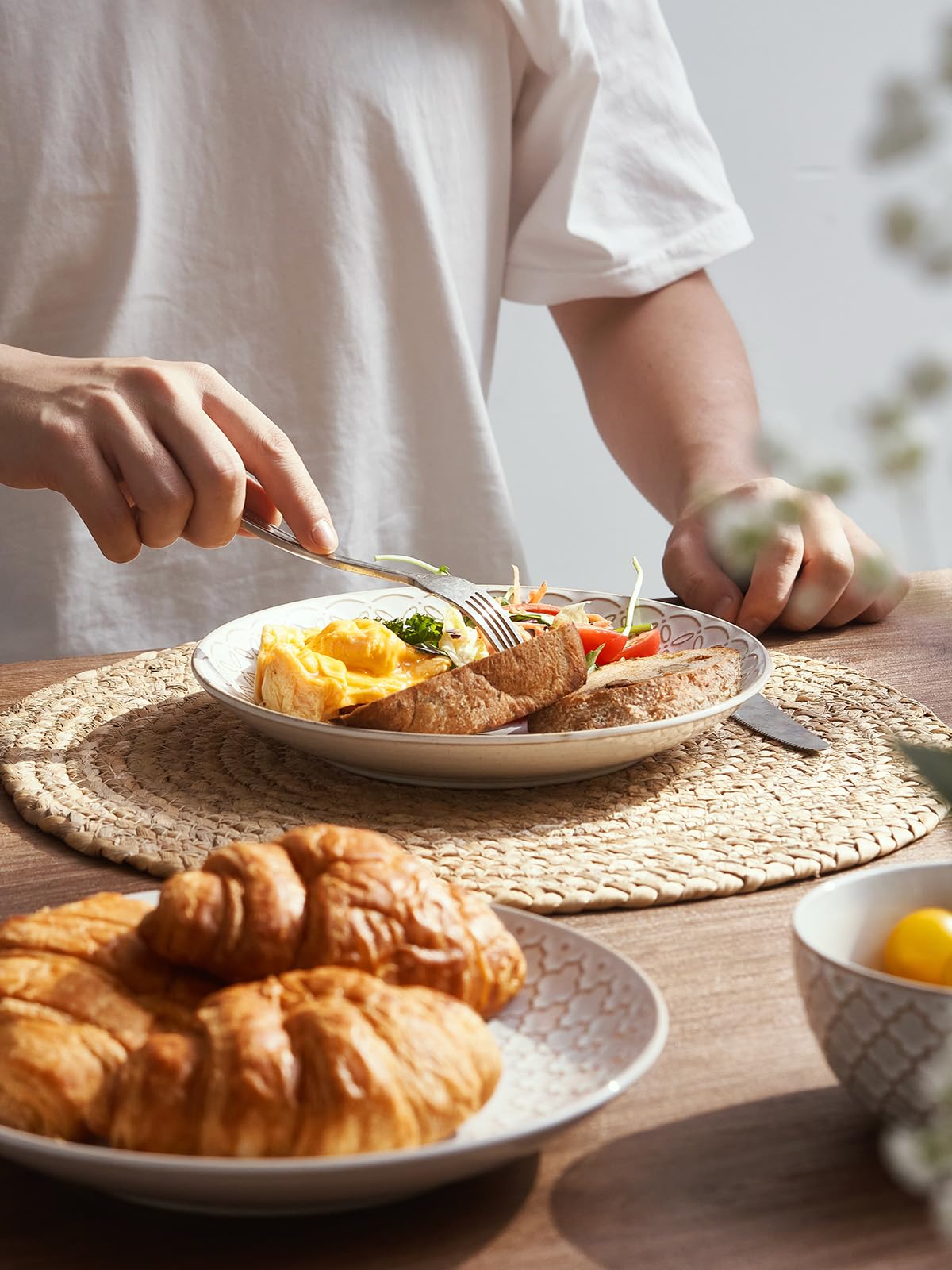 DOWAN Dinner Plates,  8.5" Premium Porcelain Side Plate Set of 6, Salad Plates, Dessert Plate, Flat Dinner Set for Appetizer, Lunch, Salad, Steak,