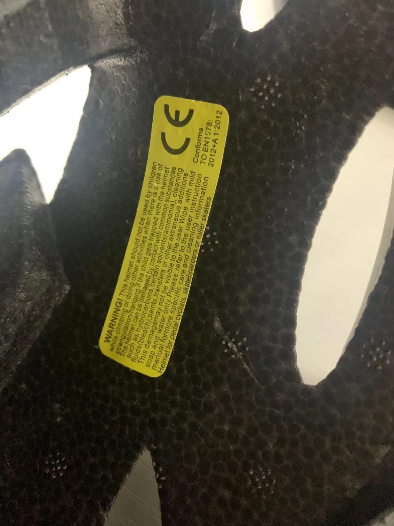 RaMokey Cycle Helmet, Lightweight Bicycle Helmet, Adjustable Mountain & Road Bike Helmets for Adults, 18 Vents with Adjustable Strap & Detachable Visor for Mens Womens(Head Sizes 58-62cm)