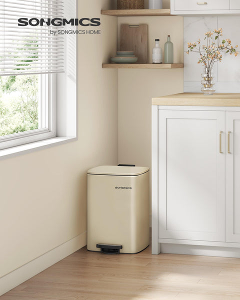SONGMICS Kitchen Bin, 8-Gallon (30 L) Trash Bin, Steel Pedal Bin, with Inner Bucket, Soft Close and Stays Open, Metallic Silver LTB593E01