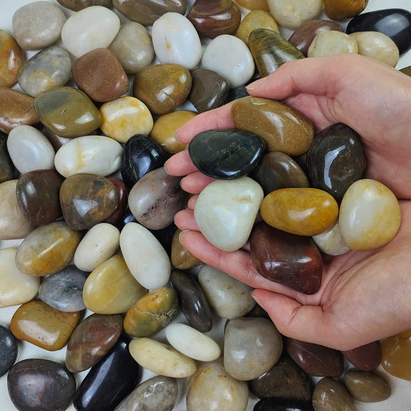 FANTIAN 9.1 kg Decorative Stones for Garden, 30-50 mm Polished Garden Rocks Pebbles for Potted Plants Landscaping Fish Tank Fountain and Outdoor
