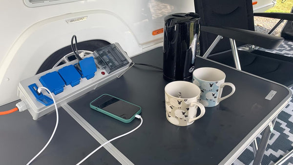 Maypole 230V 13A Mobile Mains Power Unit with USB For Caravans, Camping, Campervans, Motorhomes