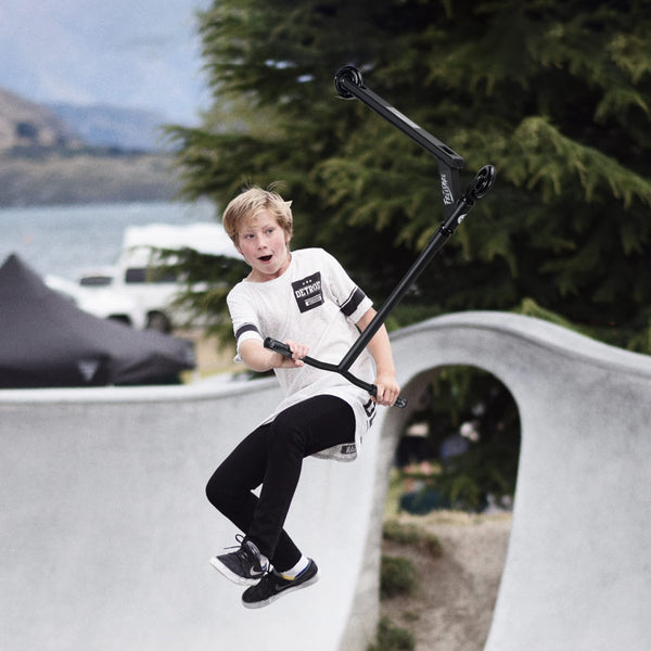 FREEDARE Pro Stunt Scooter Complete Trick Scooter for Kids 8 Years and Up, Teens, Adults, Boys and Girls Freestyle Street Scooter for Intermediate and