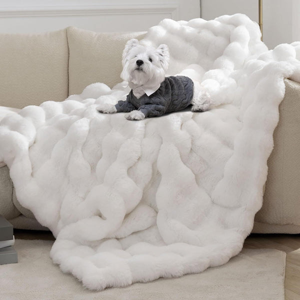 Faux Rabbit Fur Throw Blanket, Luxury Soft Warm Bubble Blanket for Bed, Couch, Sofa, White, 200 X 230 CM