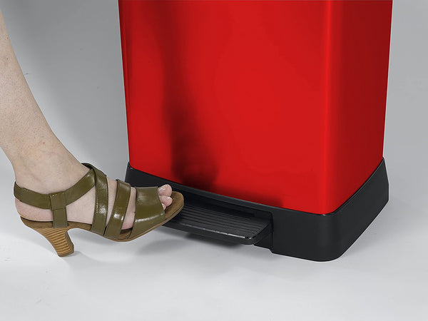 Curver Metal Effect 70% Recycled Kitchen Pedal Touch Deco Bin 50 Litres - Silver