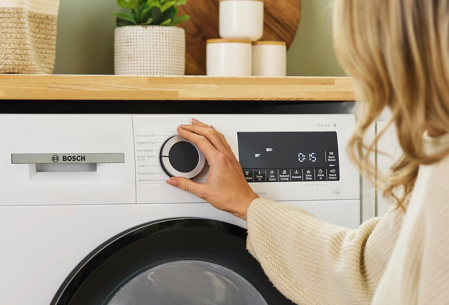 Bosch WGG24400GB Series 6, Free-Standing Washing Machine, Front Loader, A Rated, 1400 rpm, Iron Assist, Speed Programme, 9 kg, White