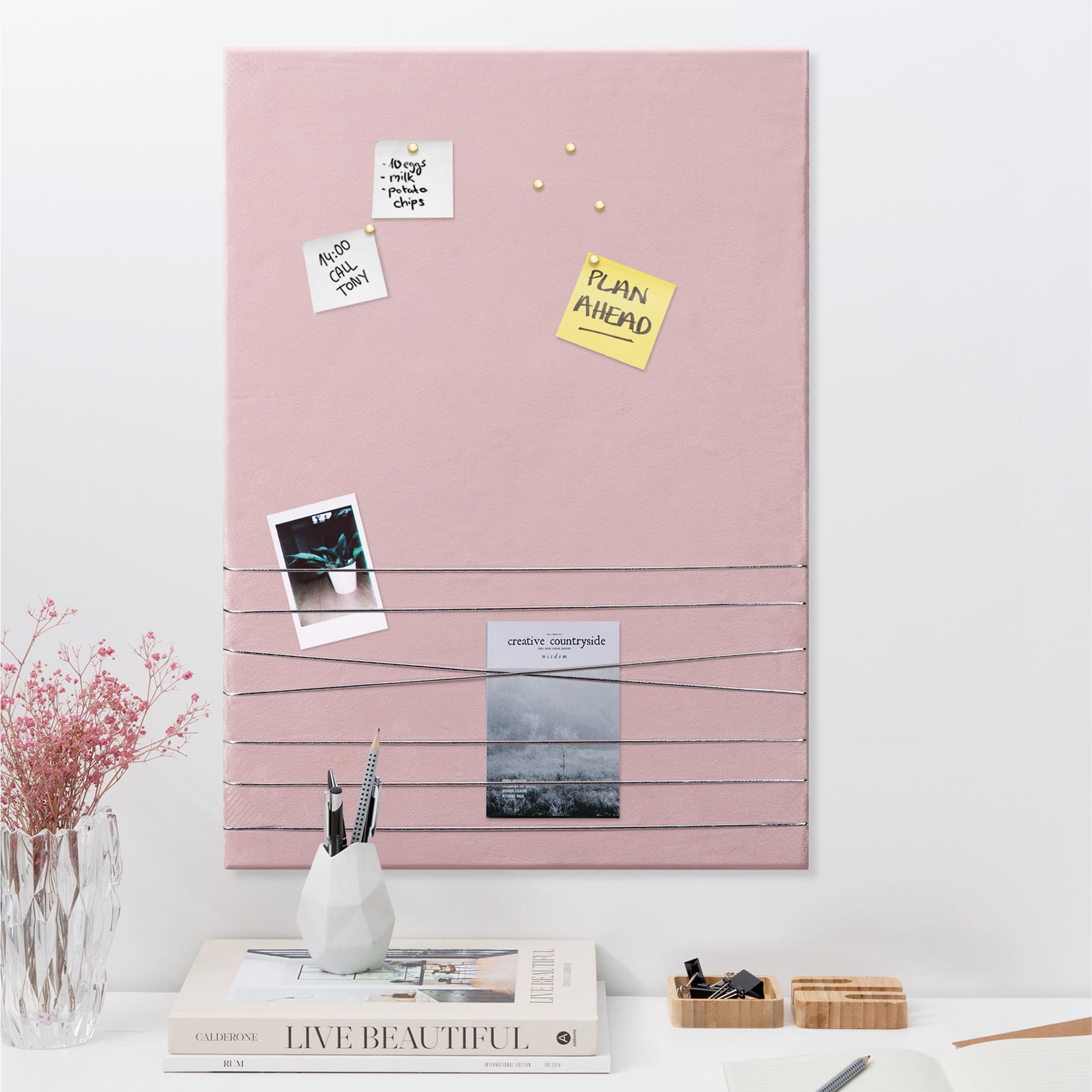 Navaris Photo Pin and Clip Board - Velvet Board for Hanging, Pinning, Displaying Photos, Pictures for Bedroom - Contemporary Pinboard - Pink, Large