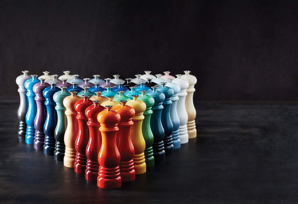 Le Creuset Classic Adjustable Pepper Mill Grinder, Chip-resistant ABS Plastic, Anti-Corrosion, 40g, 21 cm, Bamboo, 44001214080000