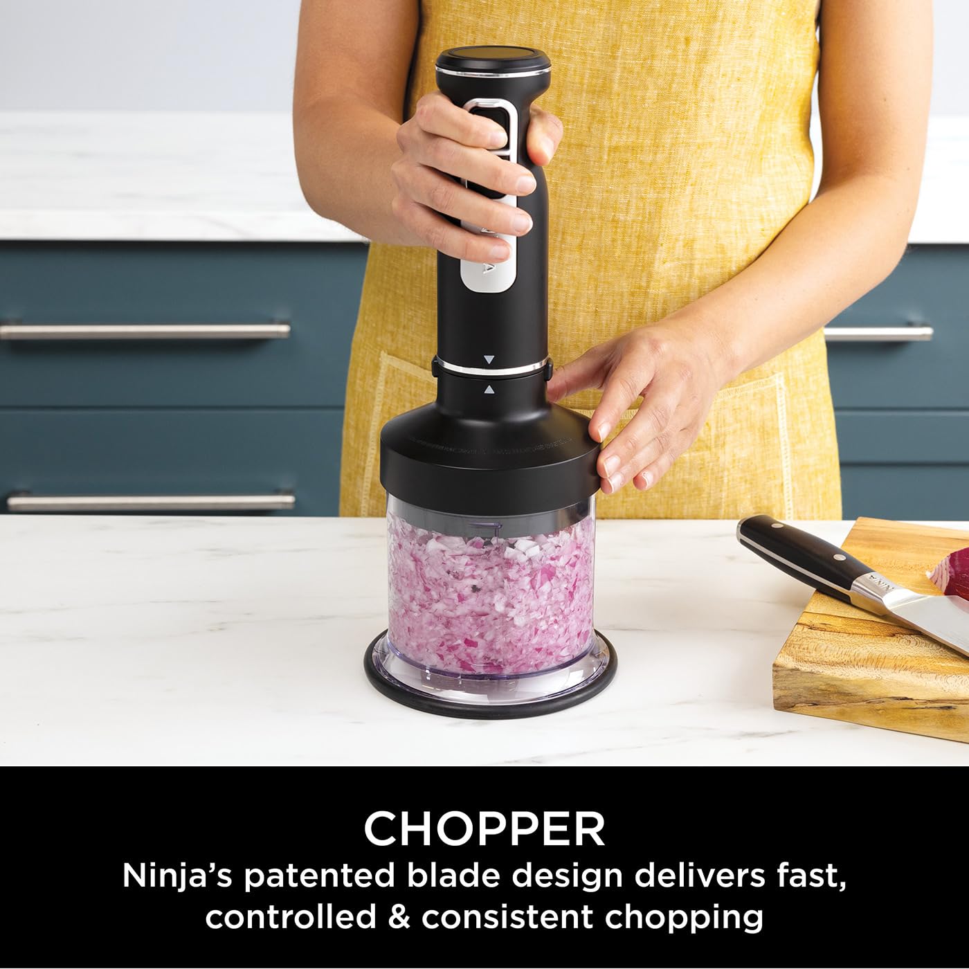 Ninja Foodi 3-in-1 Hand Blender, Hand Mixer & Chopper, Food Processor with 3 Attachments, 850W Powerbase, Immersion Blender, 5 Mixing Speeds, 2 Blending Speeds, 1.5m Cord, Black CI100UK