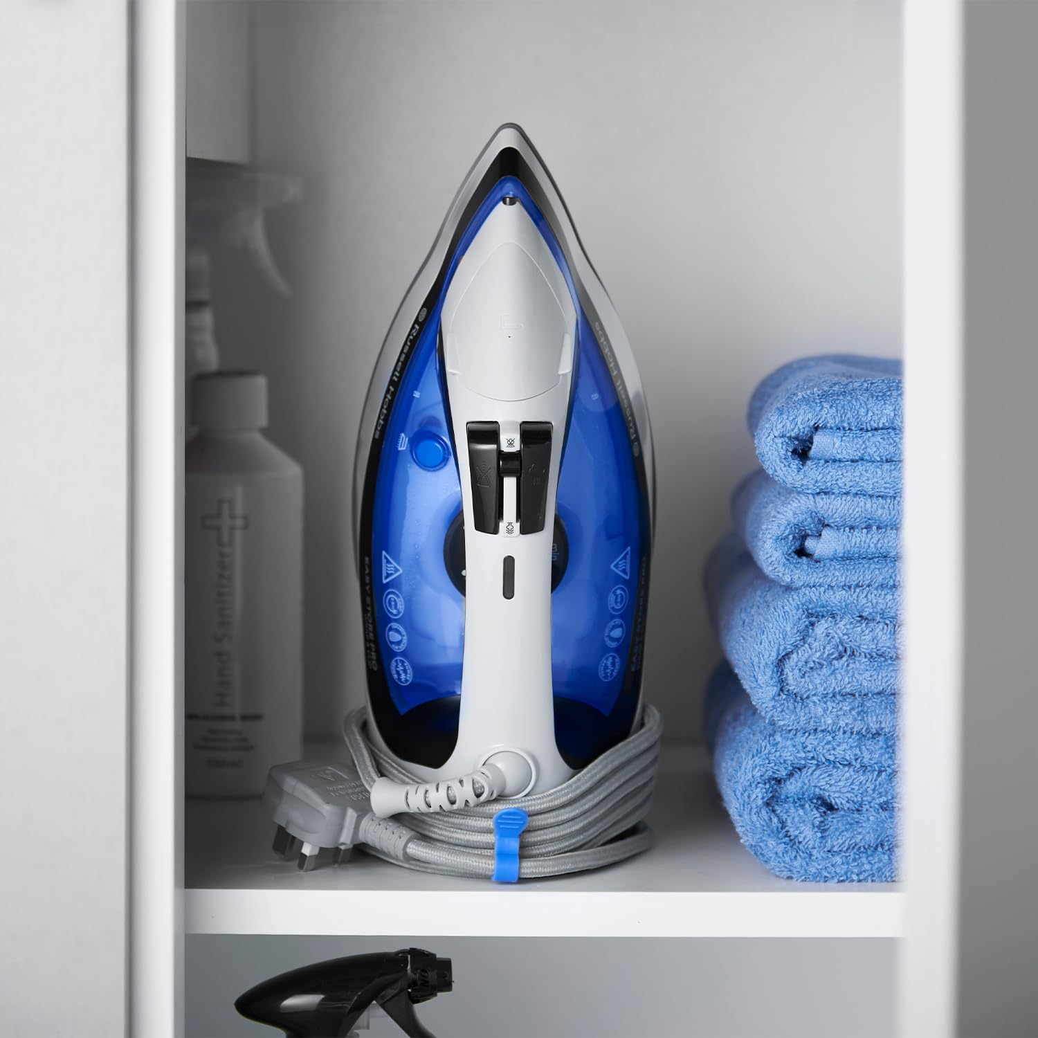 Russell Hobbs Steam Iron [2400W, 180g extra steam boost] Easy Store Pro Wrap & Clip iron (space-saving cable storage, 320ml water tank, fast heat up, ceramic soleplate, self-cleaning function) 26730