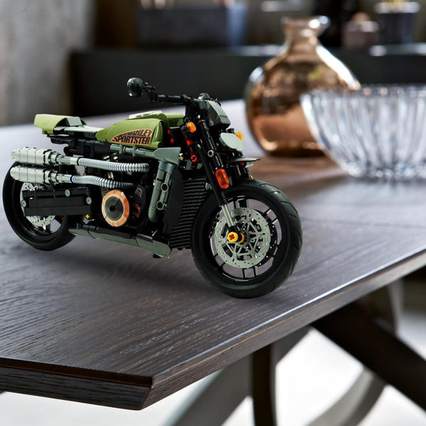 Motorcycle Building Blocks Toys, Motorbike Model Building Kit for Boys, 634 Pieces Construction Engineering Motorcycle Bricks, STEM Educational Toy, Gift for Adults and Kids