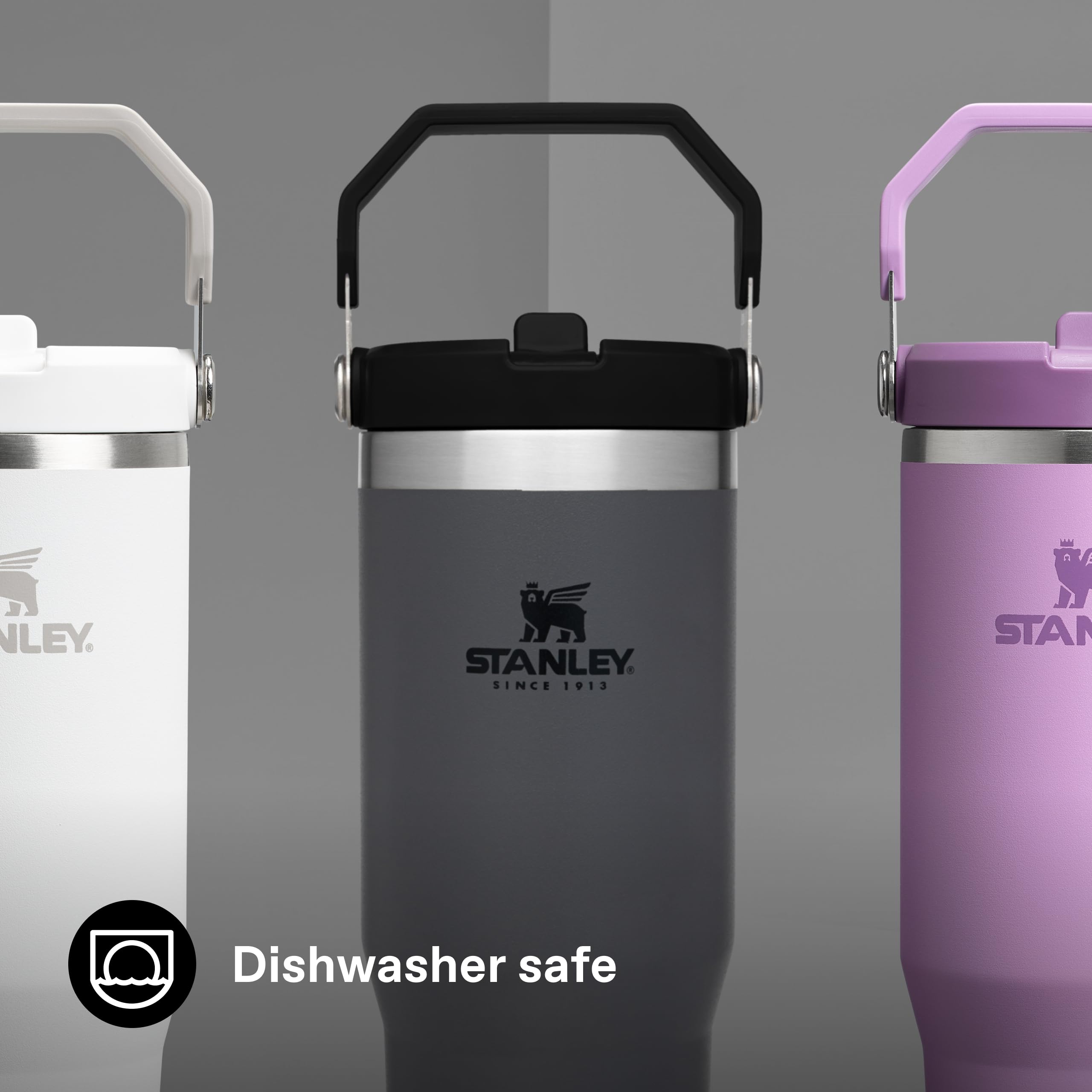 Stanley Flip Straw Tumbler 1.0 Water Bottle With Straw 0.89L - Keeps Cold For 12+ Hours - Easy To Carry - Dishwasher Safe - Stainless Steel Thermal Flask - BPA-Free Travel Mug - Navy