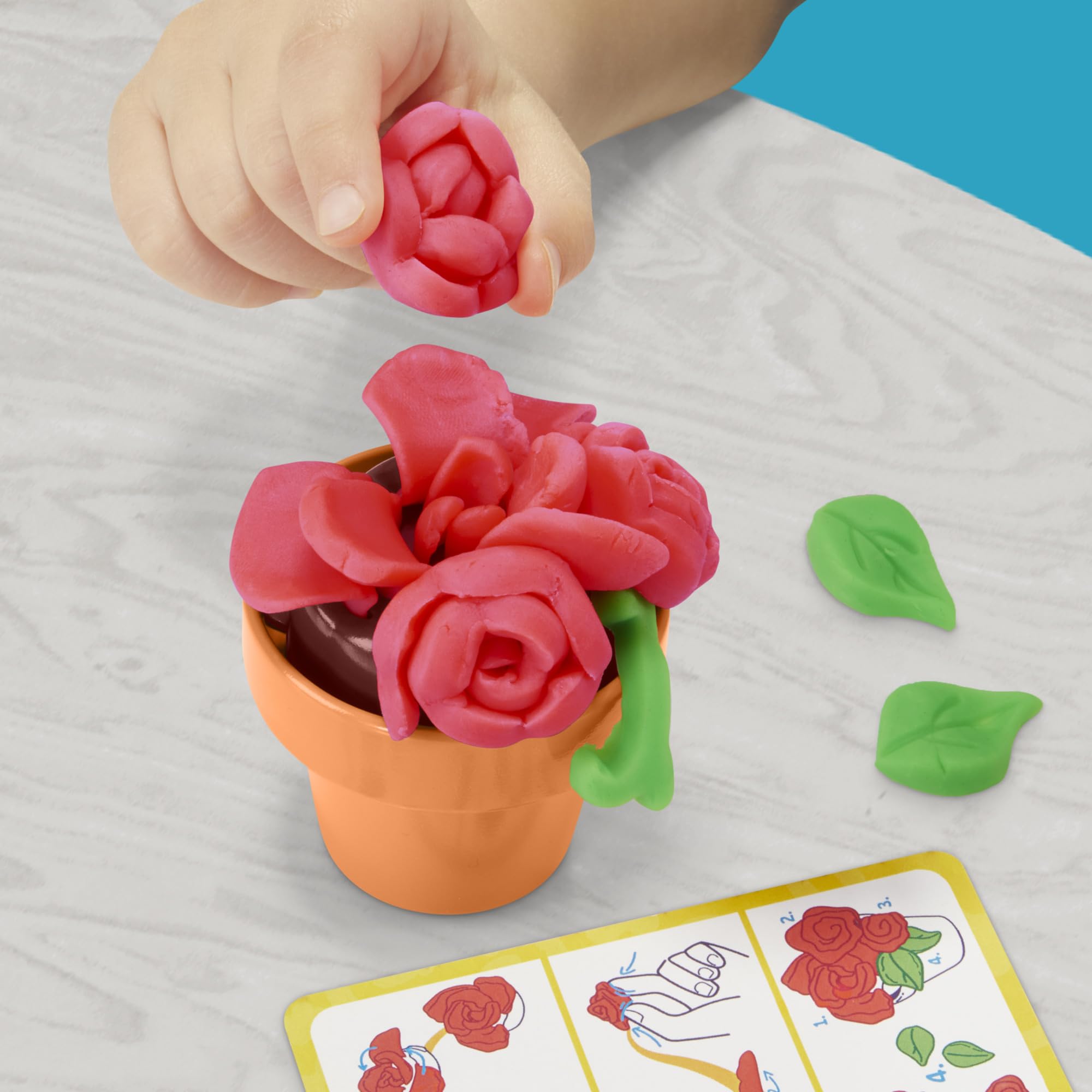 Play-Doh Blooming Flowers Playset, Creative Crafts for Toddlers, Arts and Crafts