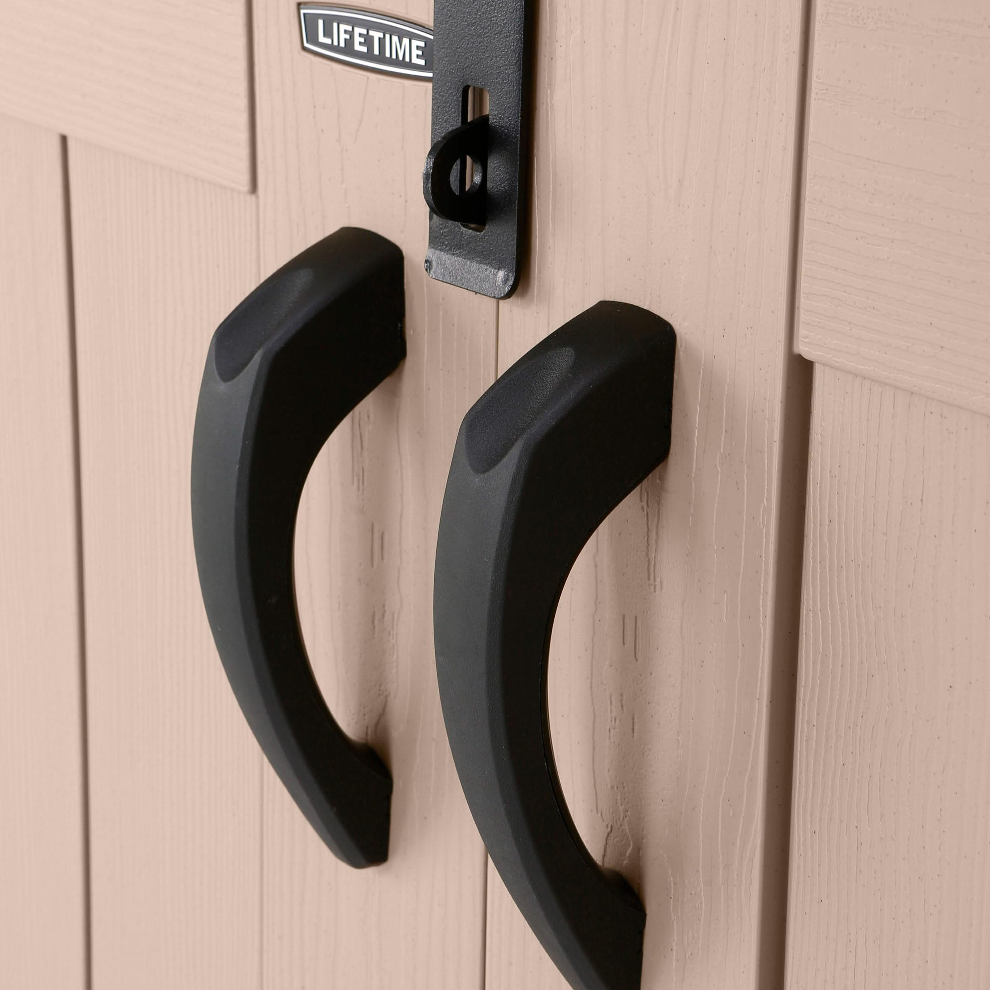 LIFETIME Plastic Wood Grain Textured Storage Box Desert Sand/Grey, 151x72x69 cm