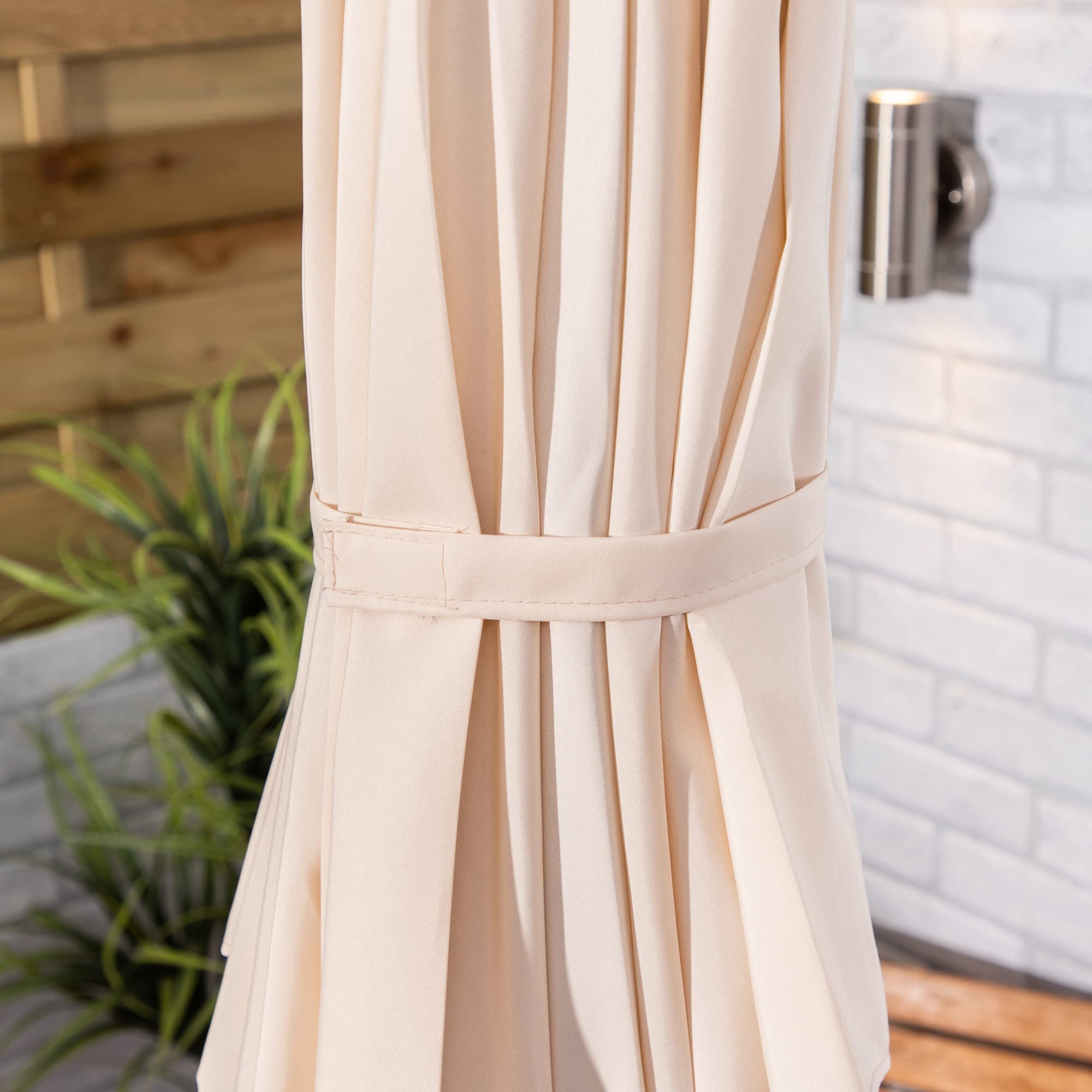 Alfresia 2.7 Metre Parasol - Round with Push Button Tilt, Outdoor Table Parasol Umbrella with Crank Handle, Garden Patio Sun Shade, Grey, Easy Assemble