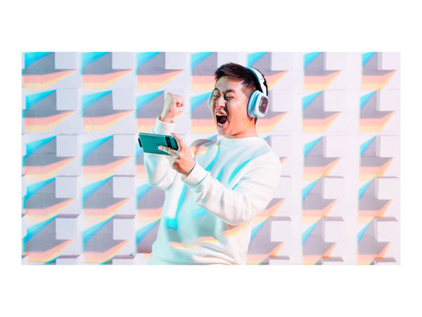 Logitech G Astro A30 LIGHTSPEED Wireless Gaming Headset, Bluetooth enabled, Dolby Atmos, Detachable Boom, 27h battery, USBC charging, for PS5, PS4, Xbox, Nintendo Switch, PC, Android - White