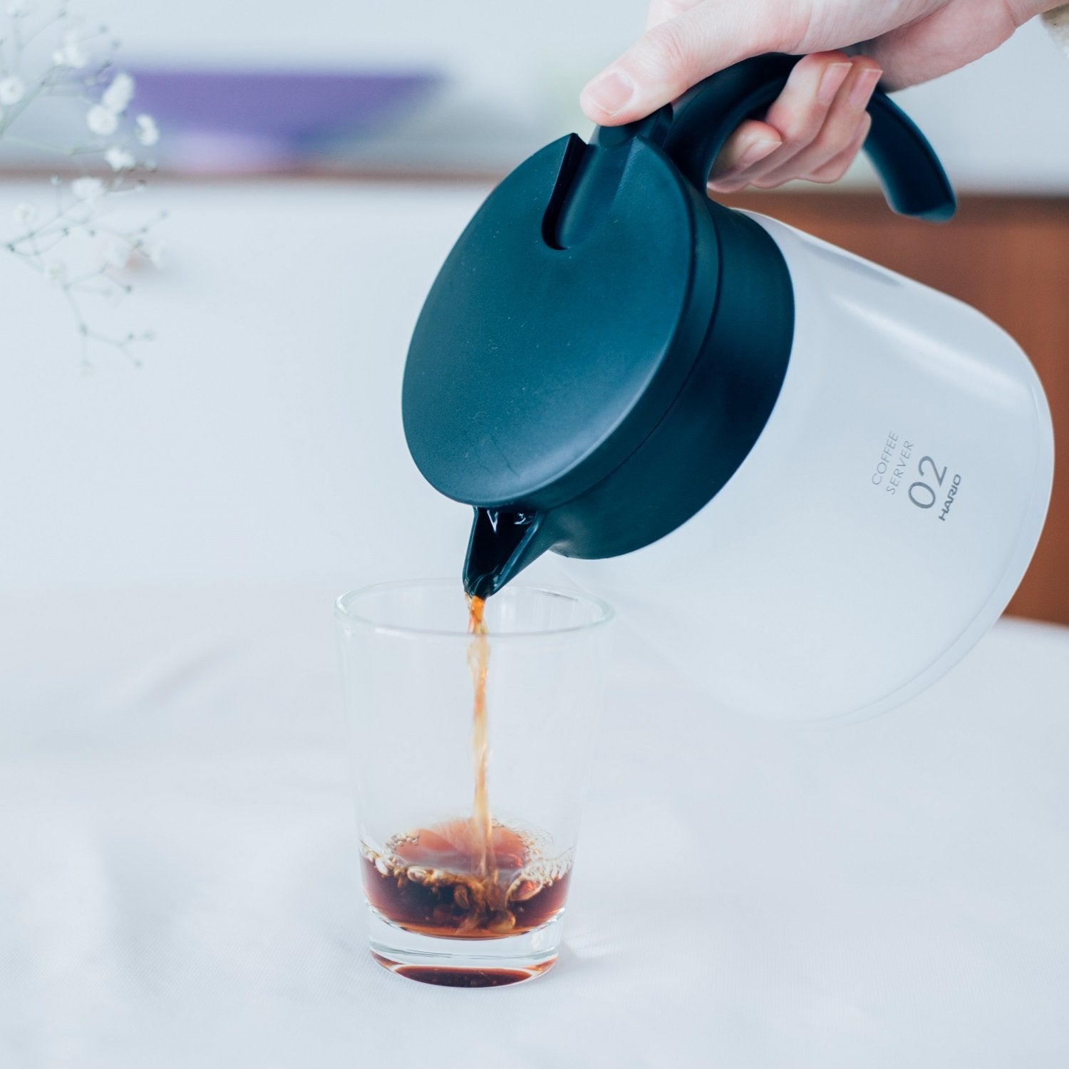 Hario CD-V60-02-white-600ml Thermal jug Insulated Server V60-02-white-600ml, Stainless Steel, White