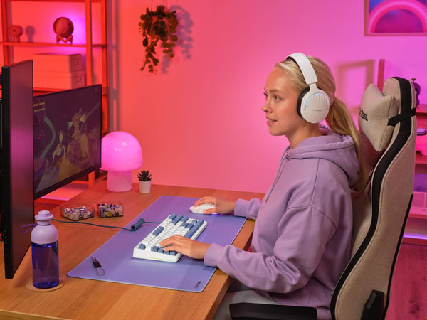 GXTrust 872 Xyra TKL Mechanical Keyboard Gasket Mount UK Layout, Hot Swappable Wired Gaming Creamy Keyboard 80%, RGB Backlit with Software, Custom Soft Feel Pre-lubed 5-pin Leobog Linear 60M Switches