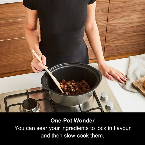 Morphy Richards 460016 Sear and Stew Slow Cooker, Glass, 163 W, 3.5 liters, Black & Rose Gold