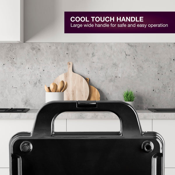 Andrew James Electric Deep Fill Toasted Sandwich Maker Grill, 4 Slice Triangle Press with Cool Touch Handle, Non-Stick Plates for Thick Cheese