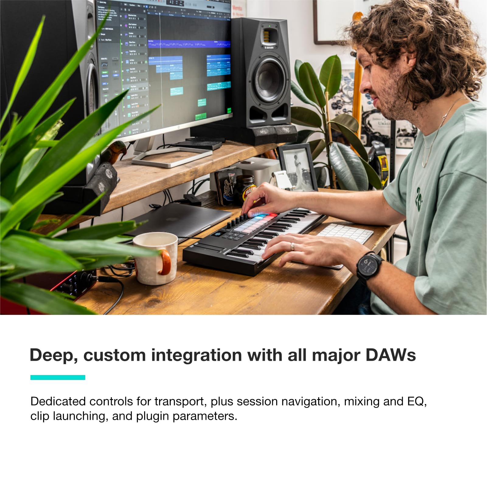 Novation Launchkey Mini 25 [MK4] — Portable 25 Mini-Key, USB, MIDI Keyboard Controller with DAW Integration. Chord Mode, Scale Mode, Drum Pads, and Arpeggiator. Includes Music Creation Software Bundle