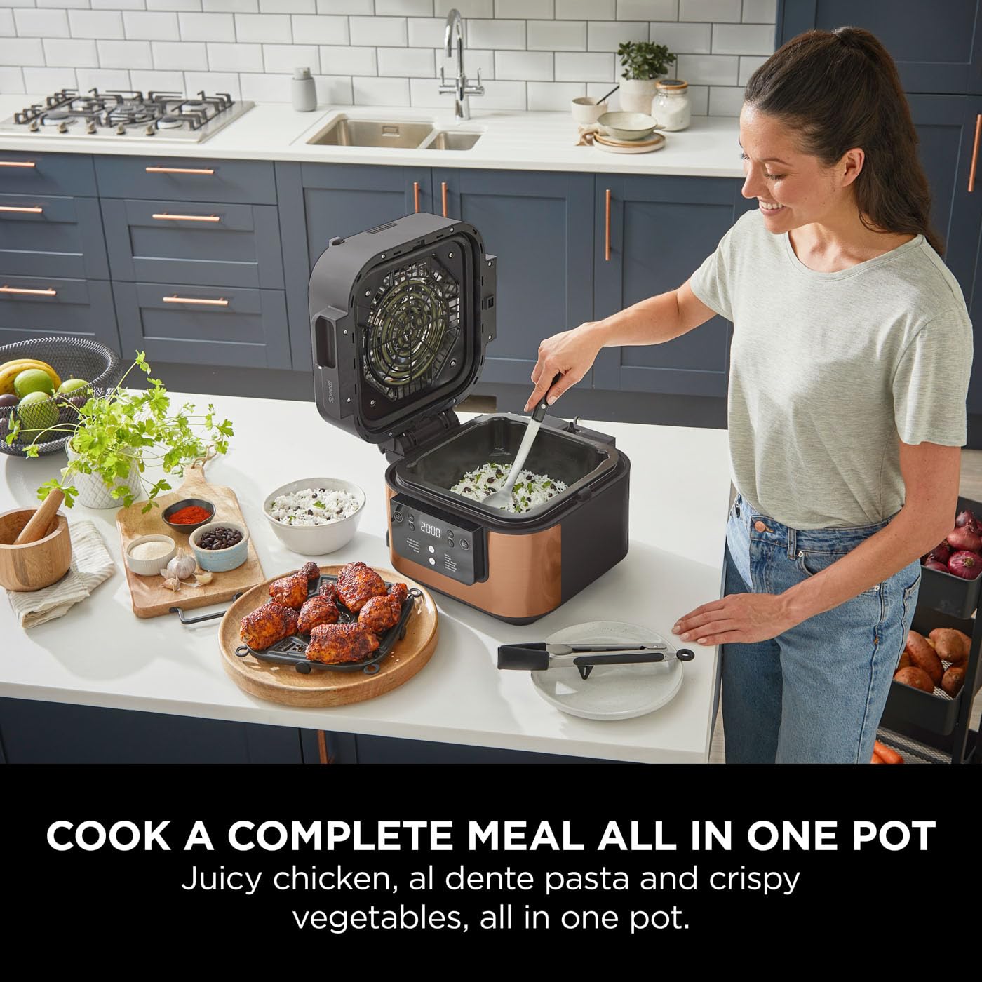 Ninja Speedi 10-in-1 Rapid Cooker, Air Fryer and Multi Cooker, 5.7L, Meals for 4 in 15 Minutes, Air Fry, Steam, Grill, Bake, Roast, Sear, Slow Cook & More, Cooks 4 Portions, Sea Salt Grey, ON400UK