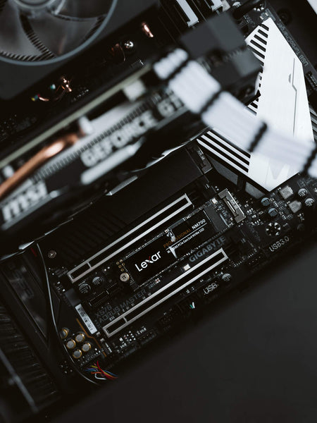 Lexar NS100 2.5” SATA III 6Gb/s Internal 256GB SSD, Solid State Drive, Up To 520MB/s Read, for Laptop, Desktop Computer/PC (LNS100-256AMZN)