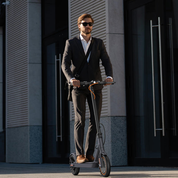 Electric Scooter, Electric Scooter Adult 350W with 25-35KM Range, Max Speed 25KM/H, 8.5" Solid Tire, Double Braking System for Adults and Teens