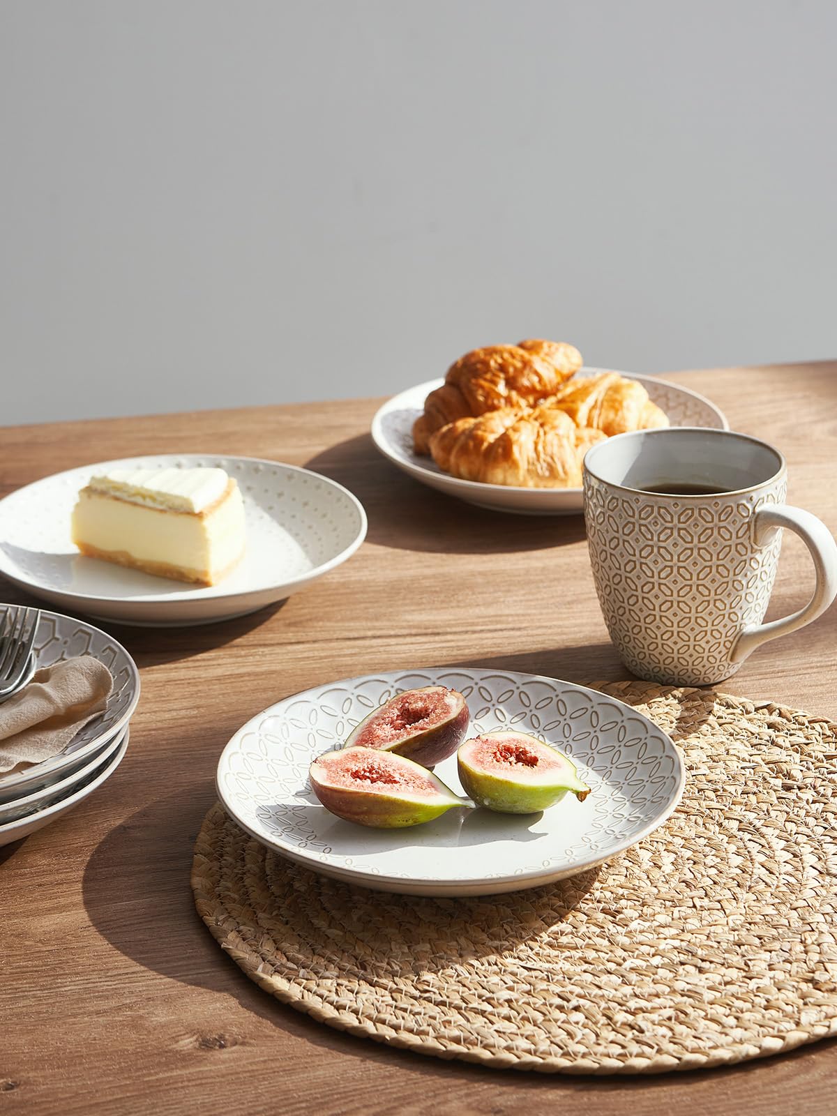 DOWAN Dinner Plates,  8.5" Premium Porcelain Side Plate Set of 6, Salad Plates, Dessert Plate, Flat Dinner Set for Appetizer, Lunch, Salad, Steak,