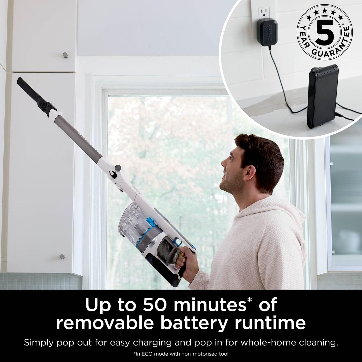 Shark PowerPro Cordless Vacuum Cleaner, Lightweight, Floor Detect Technology, Anti-Hair Wrap Technology, Anti-Allergen Complete Seal, Flexible, Handheld mode, Navy Metallic, IZ380UK