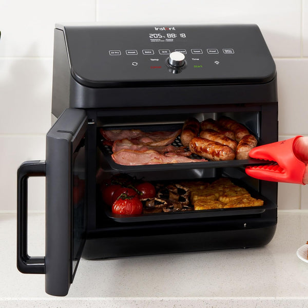 Instant Pot - Versazone Dual Black Air Fryer - Large 8.5L, Family Size - Single Double Basket with Divider - 8 in 1 - Food Dehydrate, Grill, Bake, Roast, Reheat, Non-Stick, Easy Clean, Dishwasher Safe