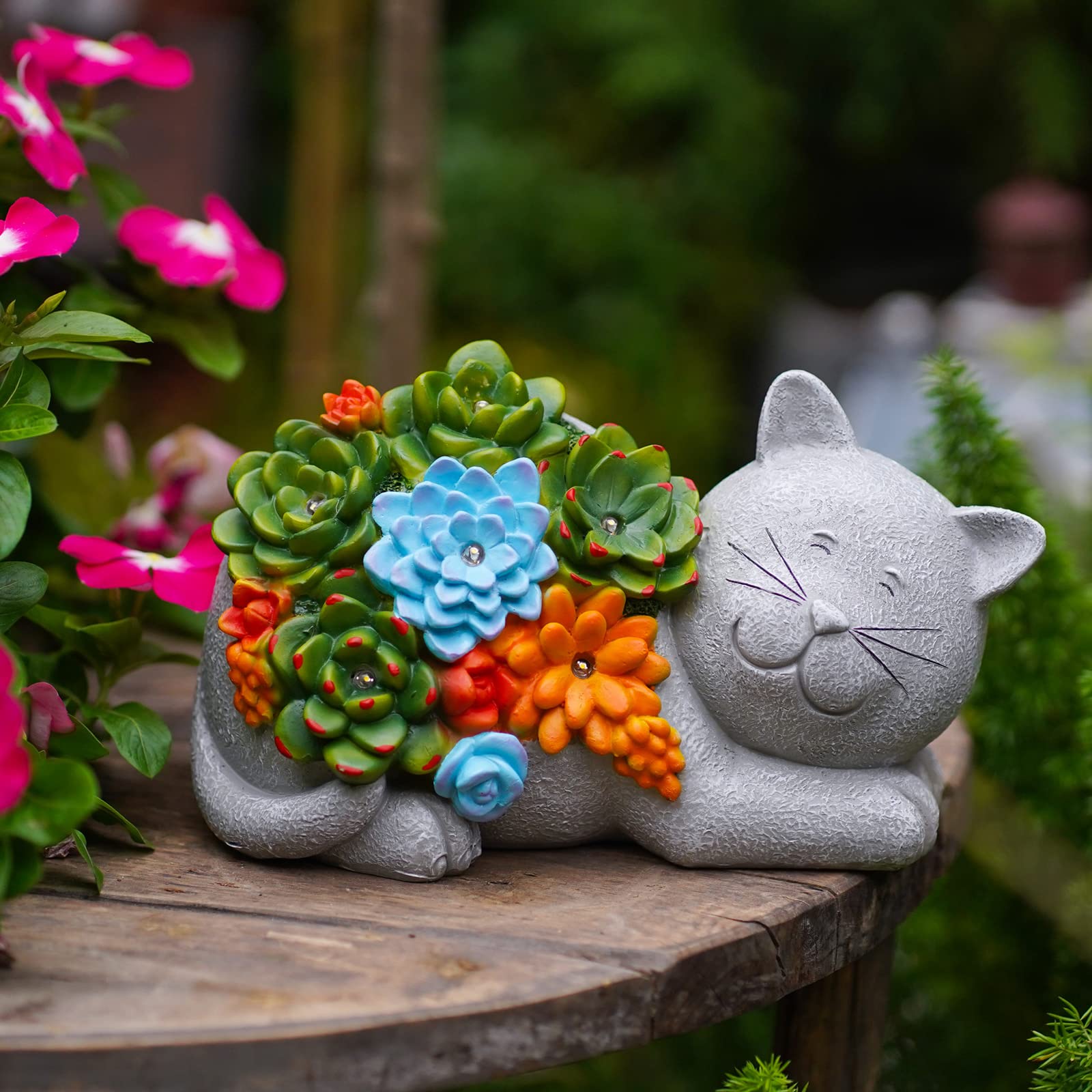 Goodeco Cat Statue Solar Garden Ornaments Outdoor Decor Waterproof Resin Cat Figurines with Succulent 6 LED Solar Lights decoration for Home Yard
