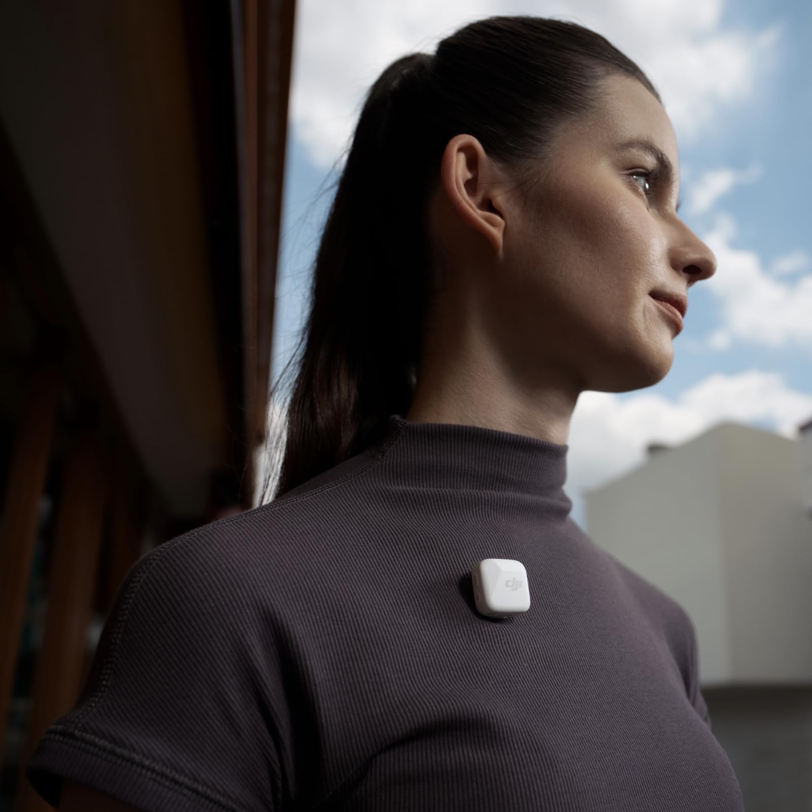 DJI Mic Mini Transmitter (Infinity Black), Wireless Lavalier Microphone, Ultralight, Detail-Rich Audio, OsmoAudio, Noise Cancelling, Clip On Bluetooth Phone Microphone for Camera/iPhone/Android