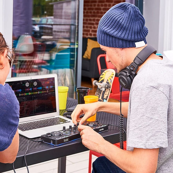 Hercules DJControl Starlight – Compact DJ Controller with Built-in Light Show and Professional Features