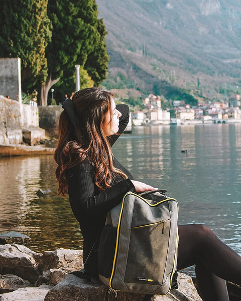 Cabin Max Manhattan 20L Underseat Backpack - 40x20x25 for Ryanair Cabin Bag with Padded Tech Pocket, Lockable Compartment & Versatile Straps - Stylish Travel Companion for Airlines