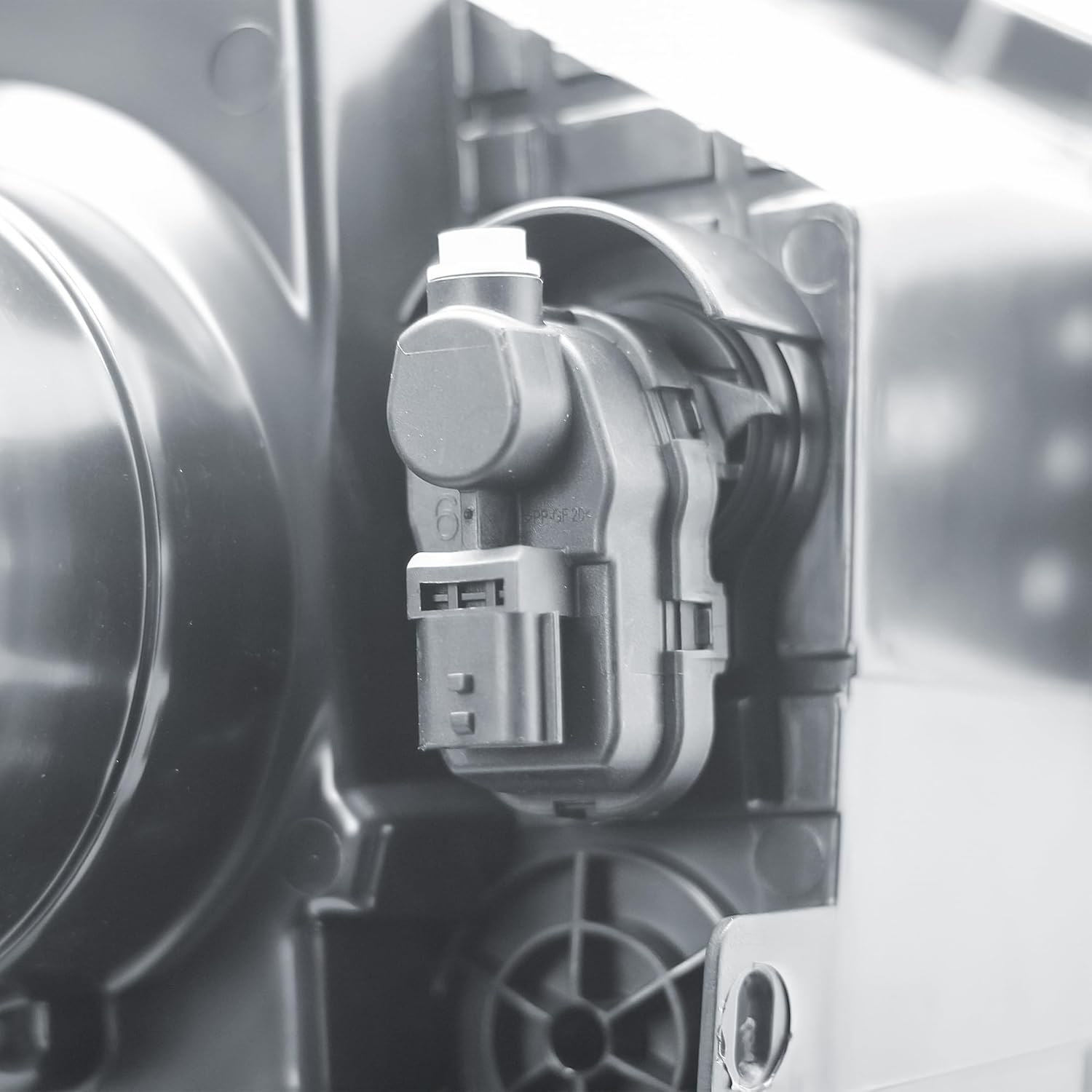 LONGLING Replacement Driver Right Side O/S Headlight Head Lamp Electric Adjustment with DRL 6 pins for Vauxhall Vivaro 2014-2019