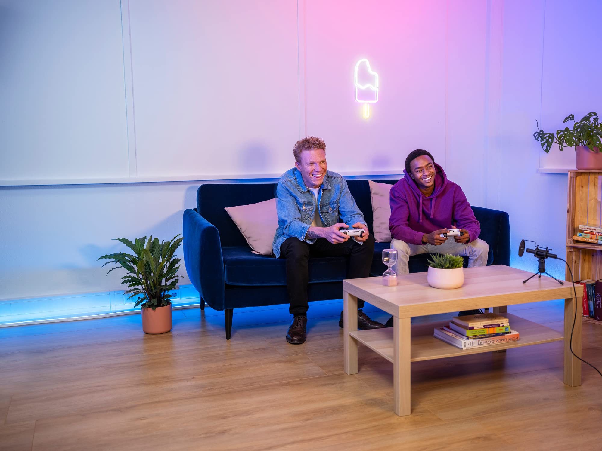 Trust Gaming GXT 236 Yami USB Condenser Streaming Microphone for Podcast, Twitch, Discord, ASMR, Youtube, Playstation 5, Gaming Mic with Cardioid Recording Pattern, Mute Button, RGB Light - Black