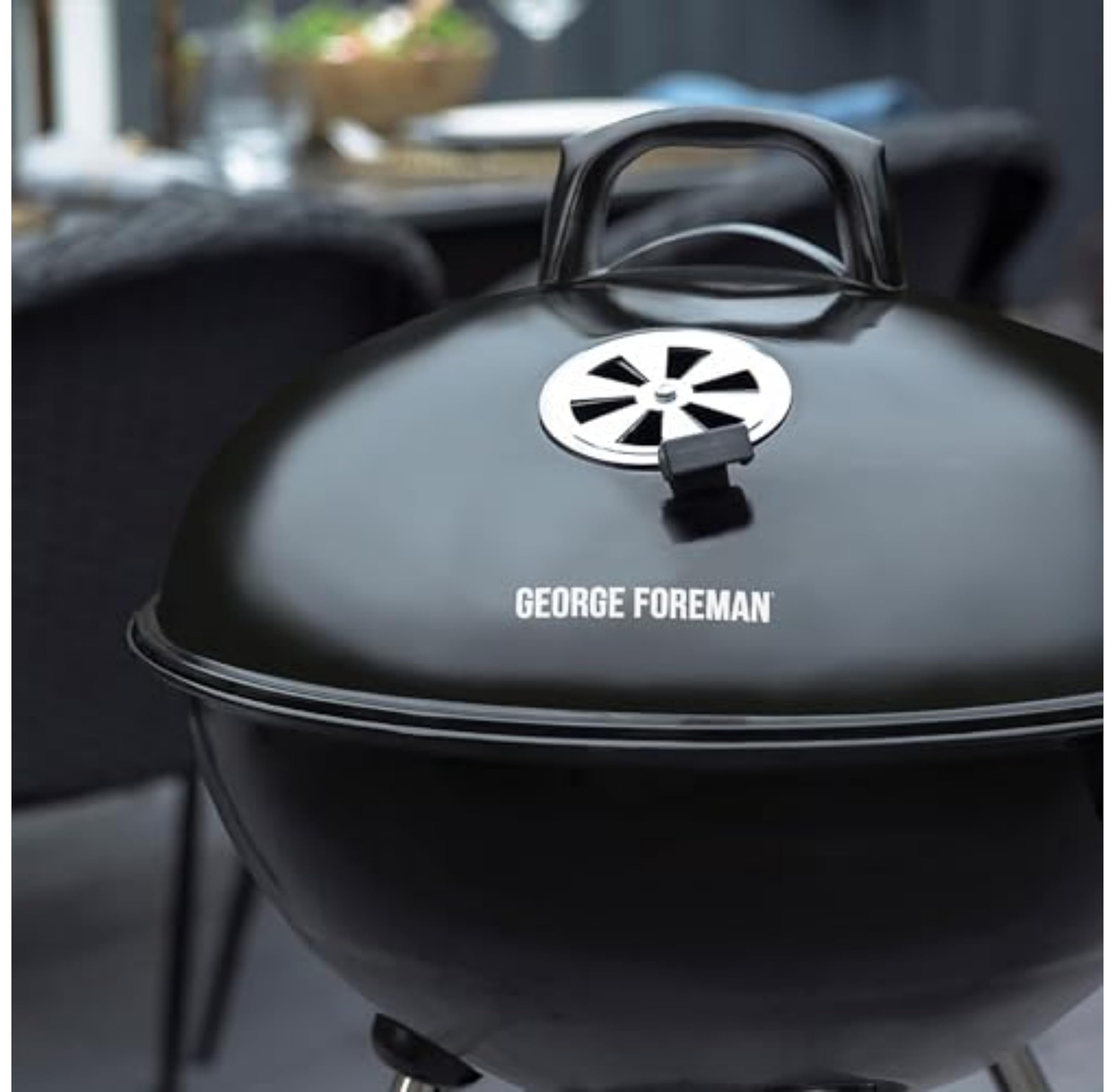 George Foreman Portable Charcoal BBQ Round Kettle 47.5 cm, Adjustable Vent, Integrated Thermometer, Charcoal Barbecue, Stand & 2 Wheels with Chrome Grill, GFKTBBQ, 60x51x90