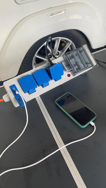 Maypole 230V 13A Mobile Mains Power Unit with USB For Caravans, Camping, Campervans, Motorhomes