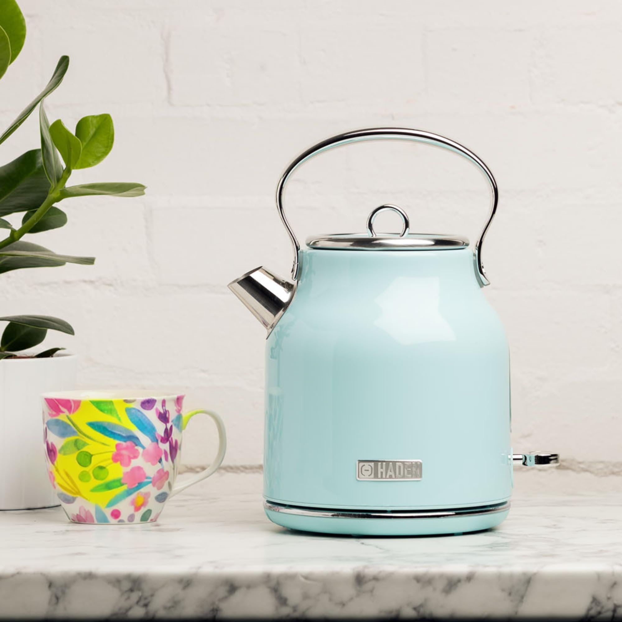Haden Heritage Blue Electric Kettle - Energy Efficient - Rapid Boil and Boil Dry Protection - Stainless Steel Housing - Retro Kettle - 3000W - 1.7