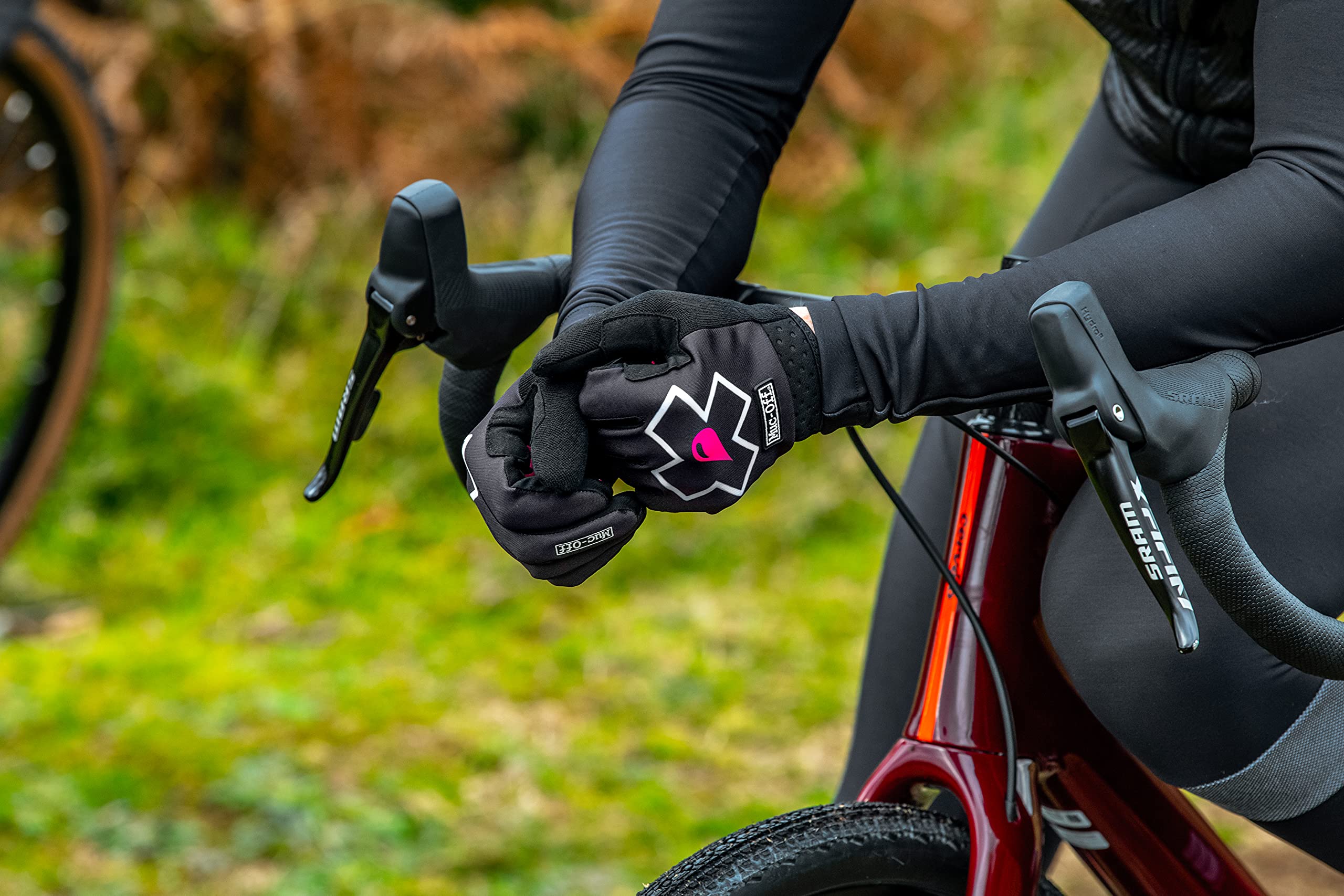 Muc-Off Camo MTB Gloves