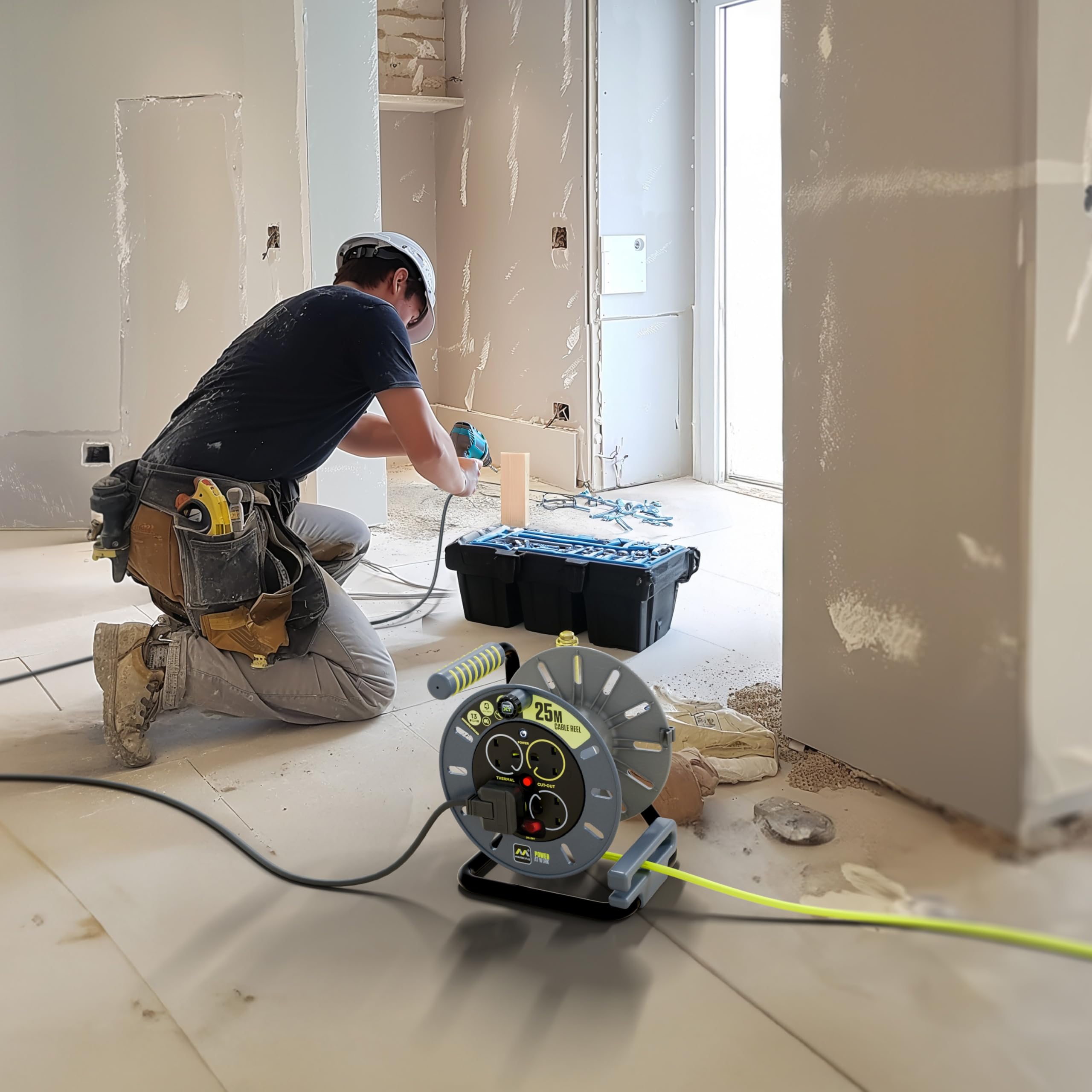 Masterplug Pro-XT Four Socket Open Cable Reel Extension Lead with Winding Handle, Thermal Cut Out and Power Switch, 25 Metres High Visibility Cable , Green