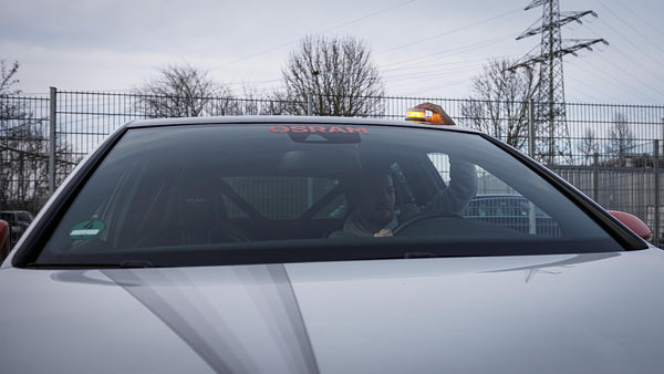 OSRAM LEDSL102 Ledguardian Road Flare Sign V16 Emergency Light for Cars, Breakdown Light, Car Emergency Beacon, Round Safety Warning Light for Vehicles and Motorcycles