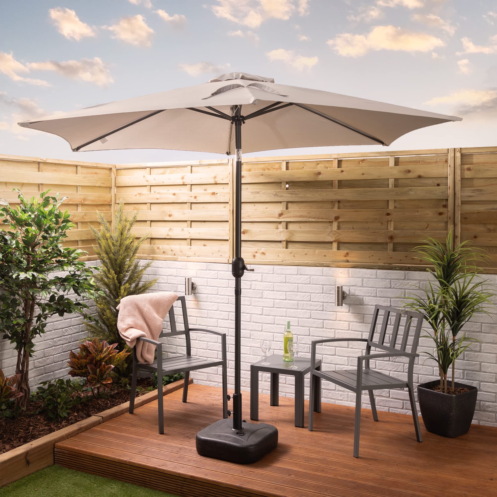 Alfresia 2.7 Metre Parasol - Round with Push Button Tilt, Outdoor Table Parasol Umbrella with Crank Handle, Garden Patio Sun Shade, Grey, Easy Assemble