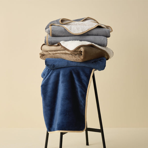 Lesure Waterproof Fleece Blanket Washable - 152x203cm Ultra Soft Grey Dog Blanket Over Sofa Bed Garden, Twin/Double Throw with Soft Plush, Fit All Season