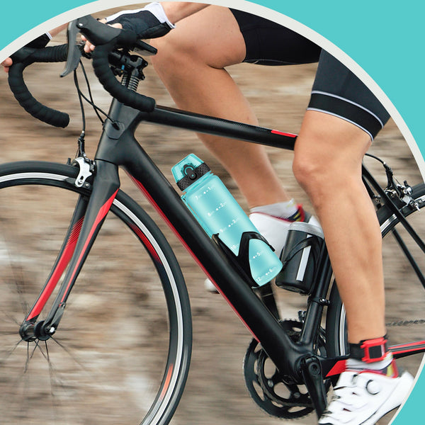 OLDLEY 1L/32oz Sports Water Bottle, 1000ml Motivational Drinks Bottle with Time Markings Leak Proof Drink & Lock Cover & No Straw, BPA Free for Adults Women Men Gym School Cycling Running Hiking