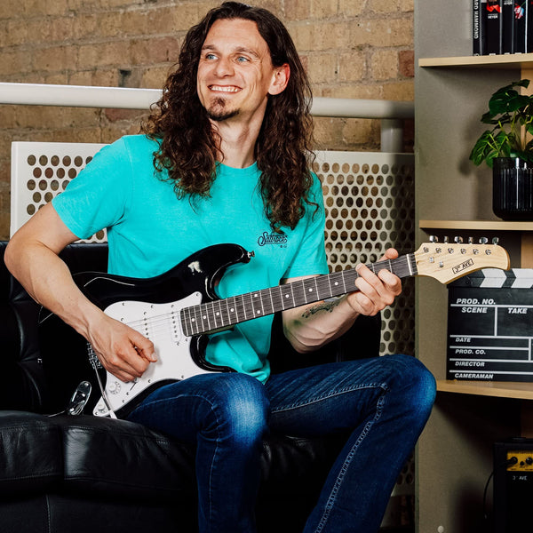 3rd Avenue XF Full Size 4/4 Electric Guitar Ultimate Kit with 10W Amp, Cable, Stand, Gig Bag, Strap, Spare Strings, Picks, Capo – Black