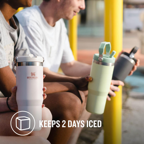 Stanley Flip Straw Tumbler 1.0 Water Bottle With Straw 0.89L - Keeps Cold For 12+ Hours - Easy To Carry - Dishwasher Safe - Stainless Steel Thermal Flask - BPA-Free Travel Mug - Navy