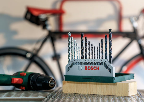 Bosch 70-Pieces X-Line Titanium Drill and Screwdriver Bit Set (for Wood, Masonry and Metal, Accessories Drills)